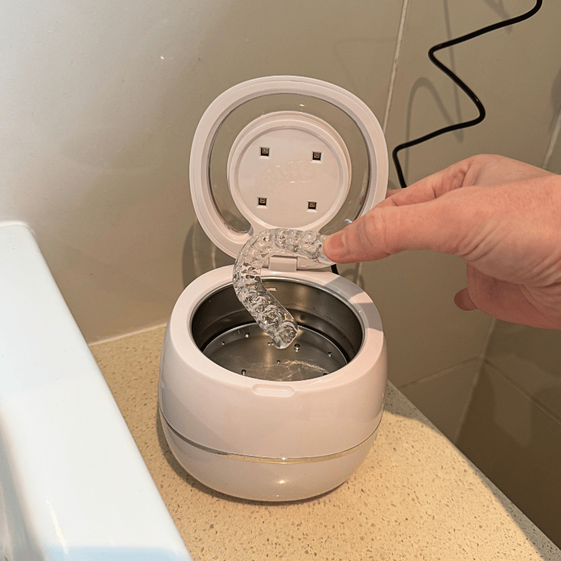 SteriLush™ Ultrasonic + UV Retainer Cleaner